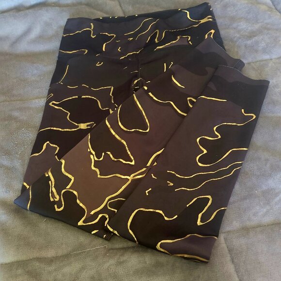 J13   Gorgeous rare Gold, black n gray leggings Italian fabric 16% spandex - Picture 2 of 8